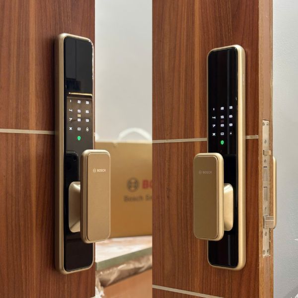 Khóa cửa nhập khẩu Đức Bosch EL600